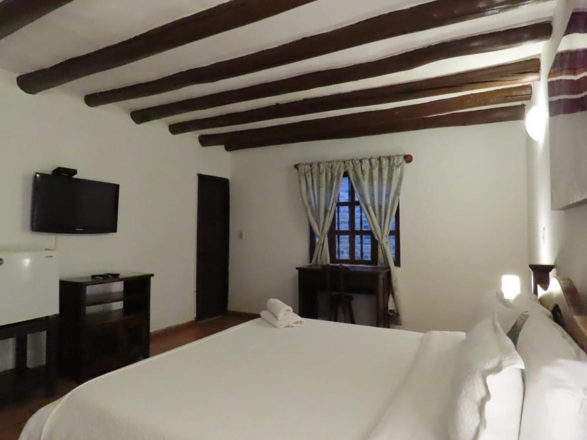 Aqua Vitae Hotel 莱瓦镇 外观 照片
